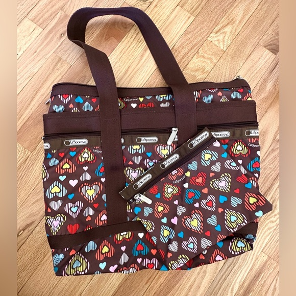 Le Sportsac heart tote with matching make up bag - Picture 6 of 10